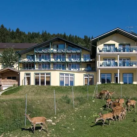 Naturhotel Rebling ホテル 4*